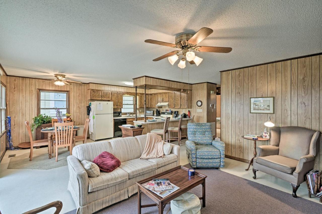 Pet-Friendly Second Row House Steps To Beach! Holden Beach Exteriér fotografie