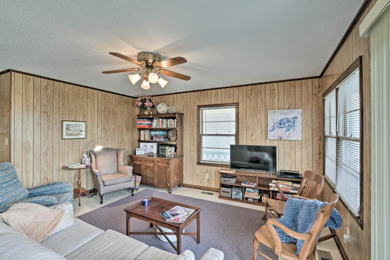 Pet-Friendly Second Row House Steps To Beach! Holden Beach Exteriér fotografie
